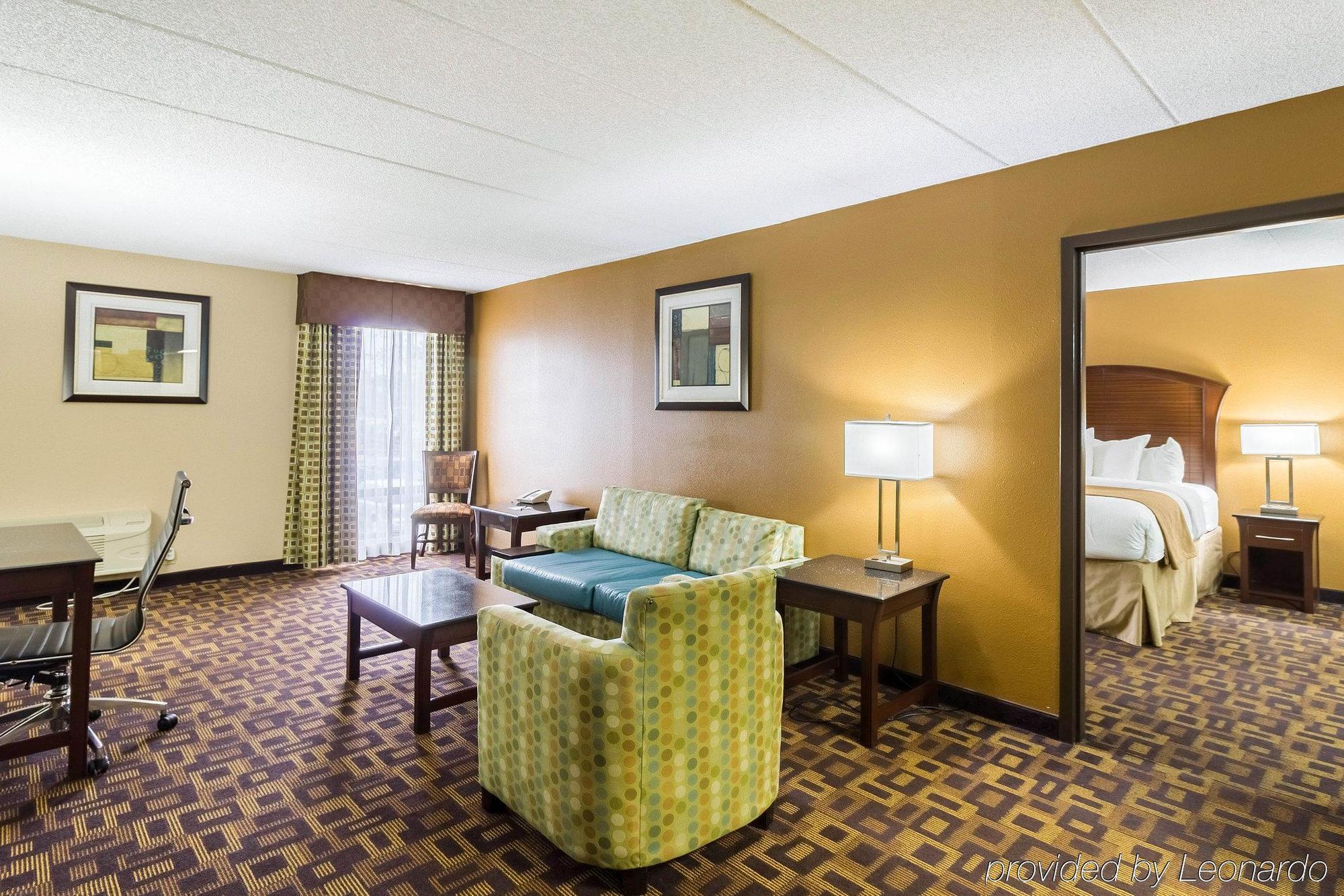 Quality Inn & Suites Arden Hills - Saint Paul North エクステリア 写真